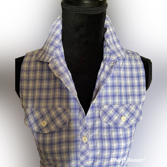 🎉2/25$Eddie Bauer sleeveless button up☀️ - Picture 3 of 7